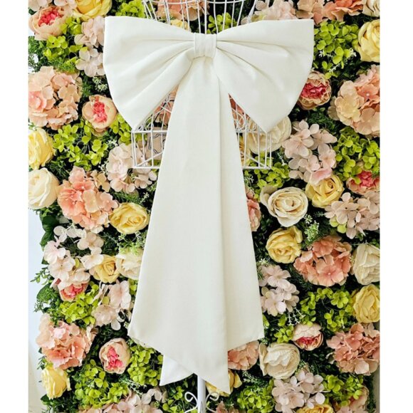 Ivory Crepe Bow - Picture 1 of 3